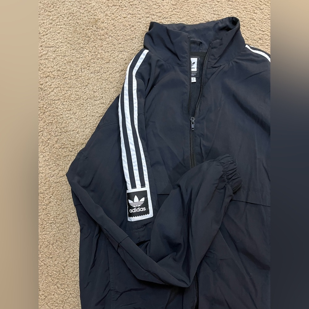 Adidas Windbreaker Jacket - Picture 4 of 9